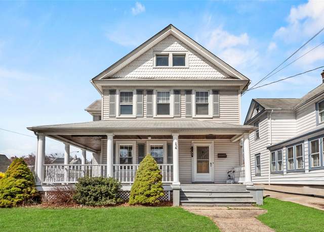 Property at 47 Prairie Ave, Suffern, NY 10901, 3 beds, 2 baths