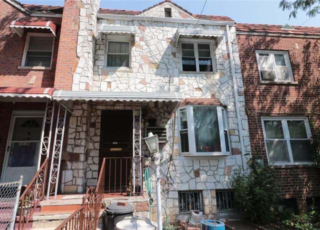 Property at 3236 Corsa Ave, Bronx, NY 10469, 3 beds, 2.5 baths
