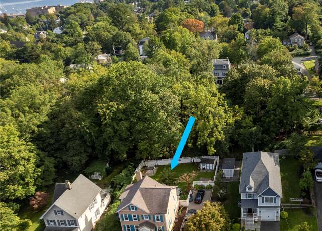 Property at 119 Castle Heights Ave, Nyack, NY 10960, 3 beds, 2.5 baths