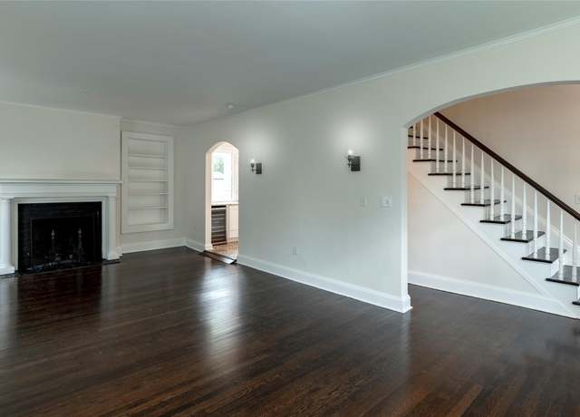 Property at 119 Castle Heights Ave, Nyack, NY 10960, 3 beds, 2.5 baths