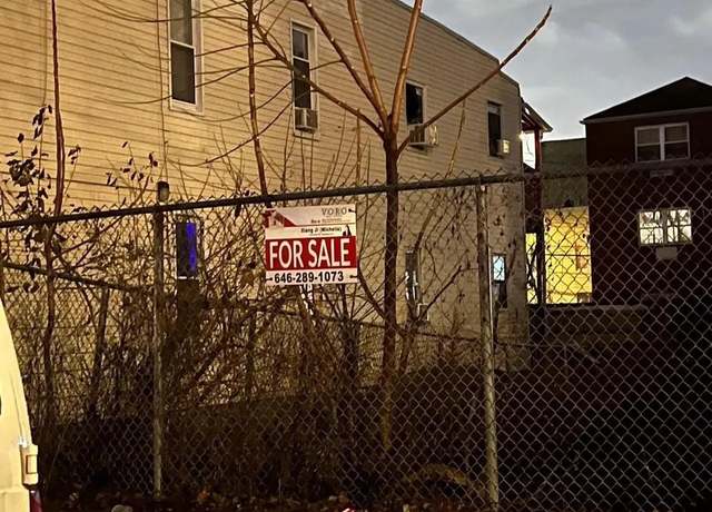 Property at 1713 Taylor Ave, Bronx, NY 10460
