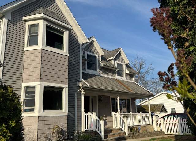 Property at 7 Cottage Pl, Amityville, NY 11701, 3 beds, 2.5 baths