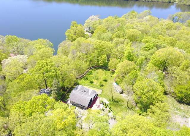 Property at 21 Jackson Rd, Mahopac, NY 10541, 4 beds, 3 baths