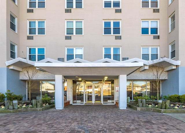 Property at 522 Shore Rd Unit 2P, Long Beach, NY 11561, 1 bed, 1 bath