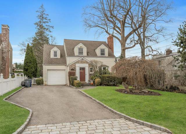 Property at 178 Beech St, Eastchester, NY 10709, 3 beds, 1.5 baths