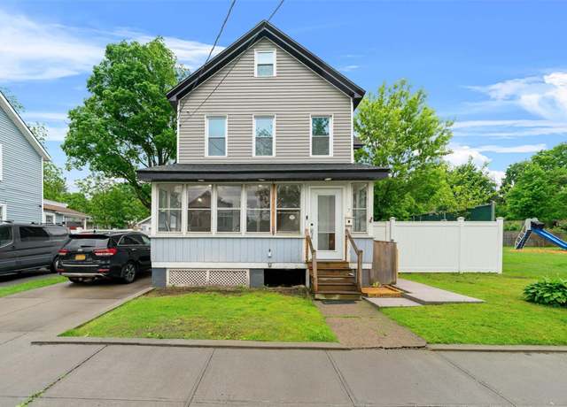 Property at 7 Barclay St, Port Jervis, NY 12771, 3 beds, 2.5 baths