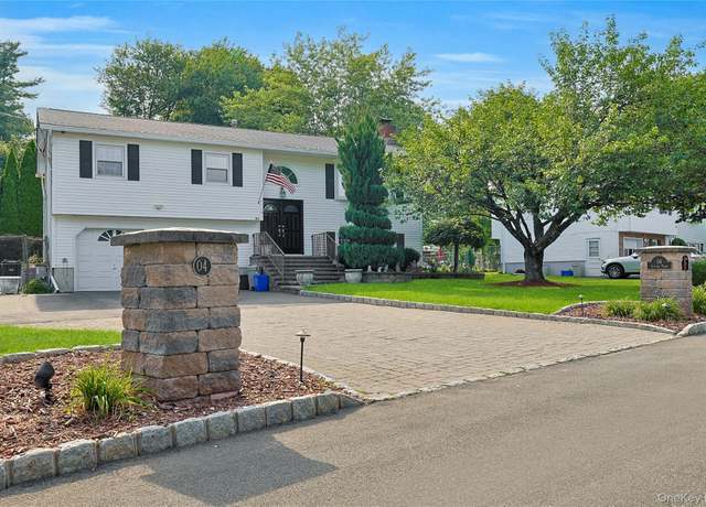 Property at 4 Suffern Pl, Garnerville, NY 10923, 3 beds, 2.5 baths