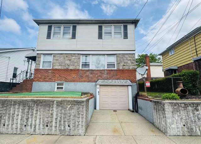 Property at 136-23 61st Rd, Flushing, NY 11367, 3 beds, 2.5 baths