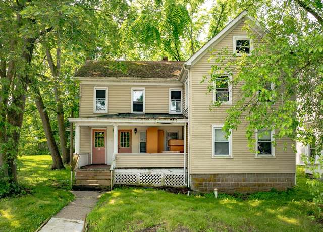 Property at 135 W Main St, Walden, NY 12586, 6 beds, 2 baths