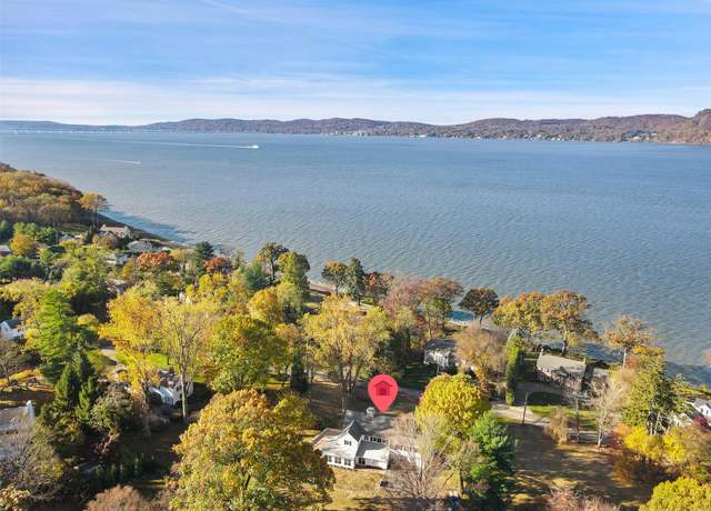 Property at 205 River Rd, Briarcliff Manor, NY 10510, 5 beds, 3.5 baths