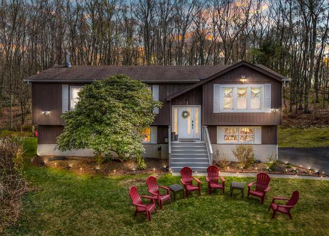 Property at 311 Farmers Mills Rd, Carmel, NY 10512, 3 beds, 2.5 baths