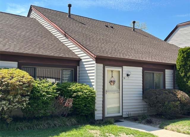 Property at 10 Monet Ct #10, Middle Island, NY 11953, 2 beds, 1 bath