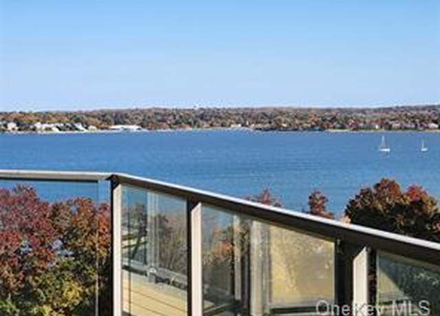 Property at 18-05 215 St Unit 7G, Bayside, NY 11360, 1 bed, 1 bath