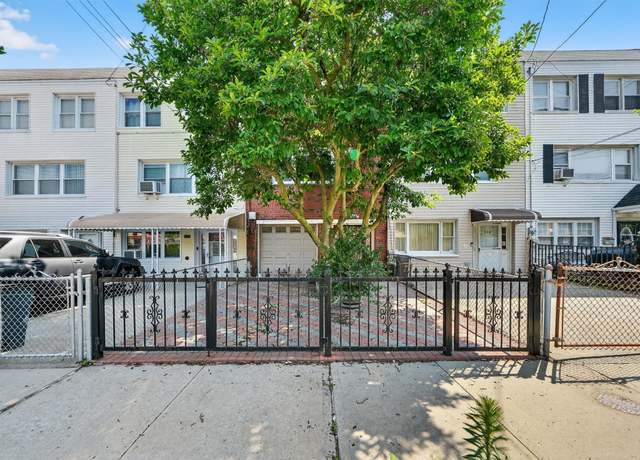Property at 230 Huntington Ave, Bronx, NY 10465, 3 beds, 2 baths