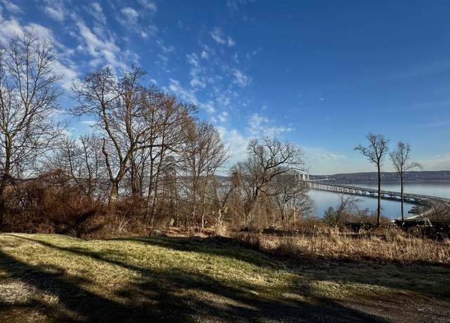 Property at 19 Shadyside Ave, Nyack, NY 10960, 4 beds, 3.5 baths