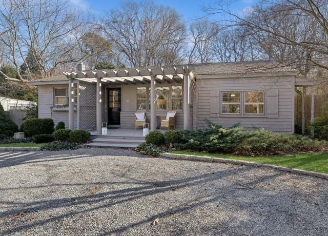 Property at 22 Pine Crest Ln, Sag Harbor, NY 11963, 2 beds, 1 bath