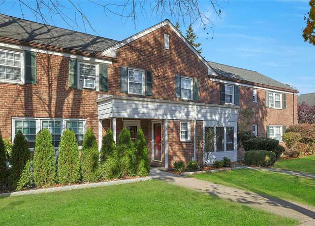 Property at 16 Robins Cres #16, New Rochelle, NY 10801, 2 beds, 1 bath