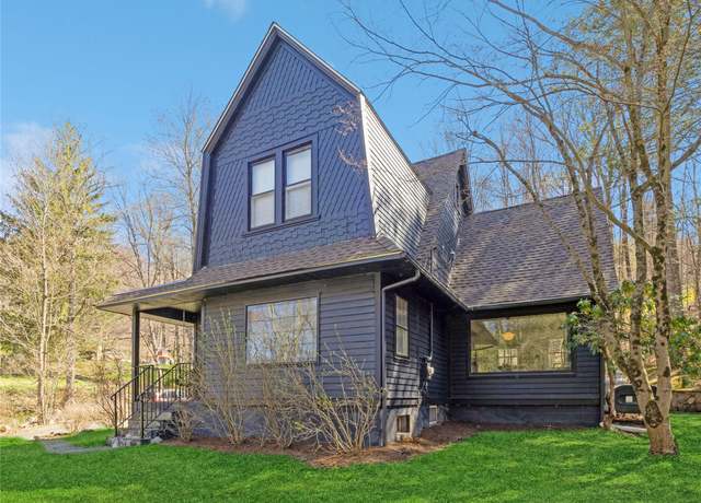 Property at 2 Forsonville Ln, Garrison, NY 10524, 3 beds, 2.5 baths