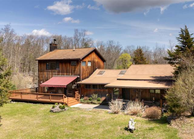 Property at 316 Morey Hill Rd, Kingston, NY 12401, 3 beds, 2 baths