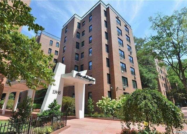 Property at 139-15 83rd Ave #330, Briarwood, NY 11435, 2 beds, 1 bath