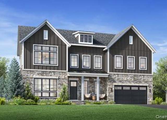 Property at 23 Sequoia Cir #23, Manhasset, NY 11030, 5 beds, 4.5 baths