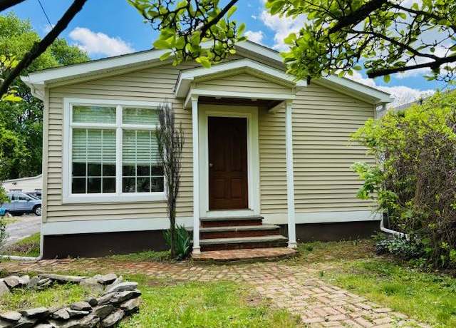 Property at 1358 Route 44, Pleasant Valley, NY 12569, 2 beds, 1 bath