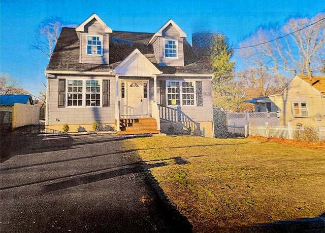 Property at 0 Pinewood Dr, Shirley, NY 11967, 3 beds, 2 baths