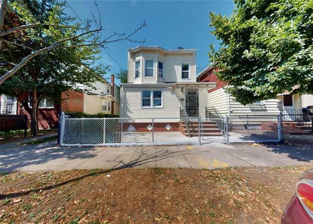 Property at 1186 E 94th St, Brooklyn, NY 11236, 4 beds, 3 baths