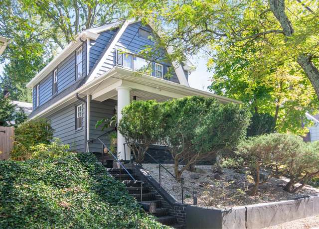 Property at 17 Grandview Ave, Dobbs Ferry, NY 10522, 3 beds, 2 baths