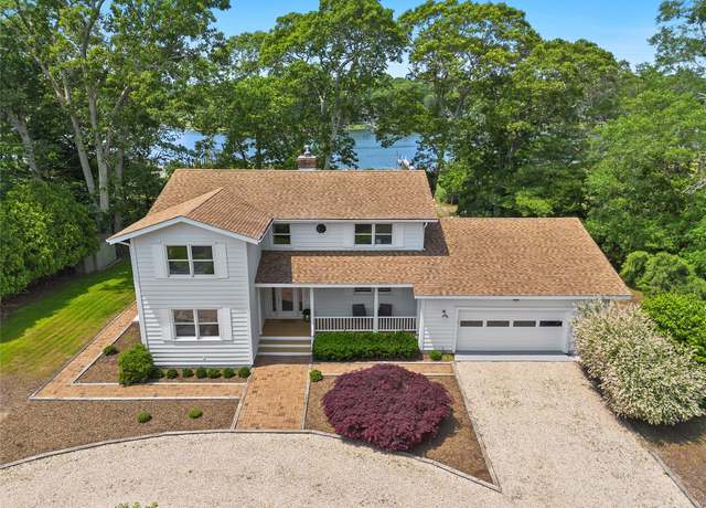 Property at 2000 Beebe Dr, Cutchogue, NY 11935, 5 beds, 2.5 baths