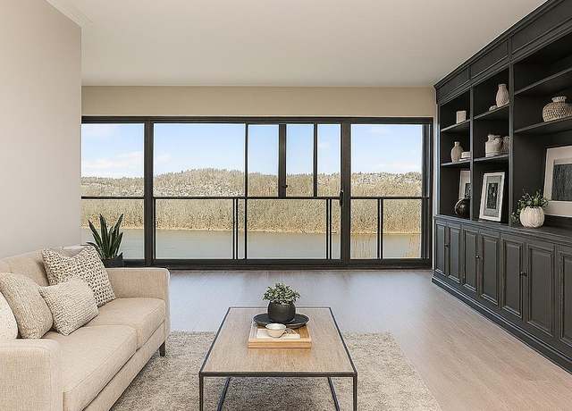 Property at 2727 Palisade Ave Unit 8H, Bronx, NY 10463, 3 beds, 2 baths