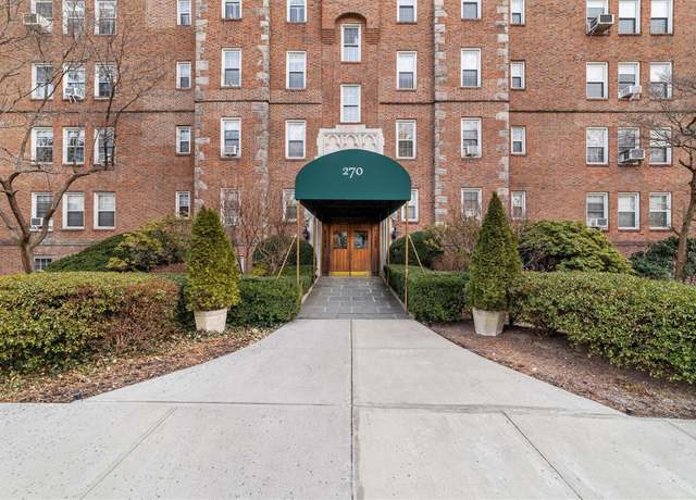 Property at 270 Bronxville Rd Unit B55, Bronxville, NY 10708, 2 beds, 1 bath