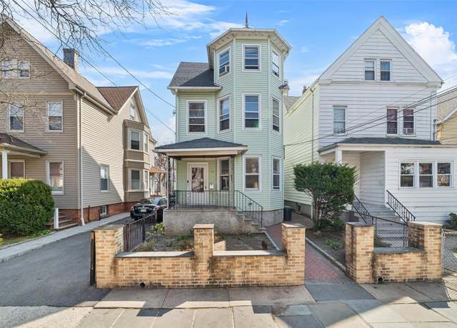 Property at 135 N 8th Ave, Mount Vernon, NY 10550, 4 beds, 3 baths