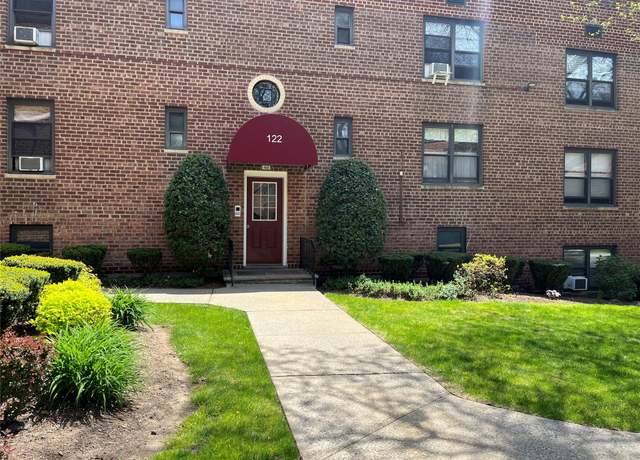 Property at 122 Richbell Rd Unit C2, Mamaroneck, NY 10543, 1 bed, 1 bath