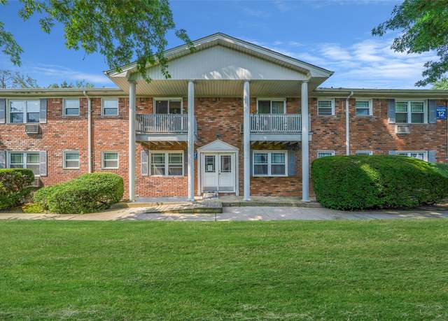Property at 159 Fairharbor Dr #159, Patchogue, NY 11772, 1 bed, 1 bath