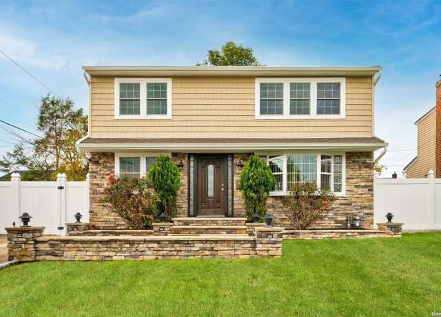 Property at 6 George Ave, Hicksville, NY 11801, 4 beds, 3 baths
