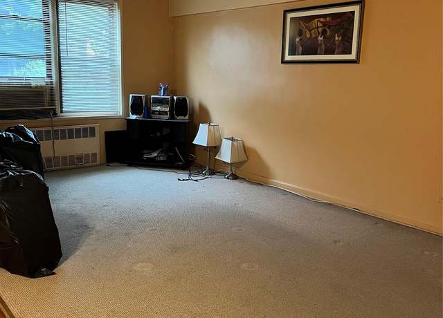 Property at 33-24 Junction Blvd Unit 3M, Jackson Heights, NY 11372, 1 bed, 1 bath