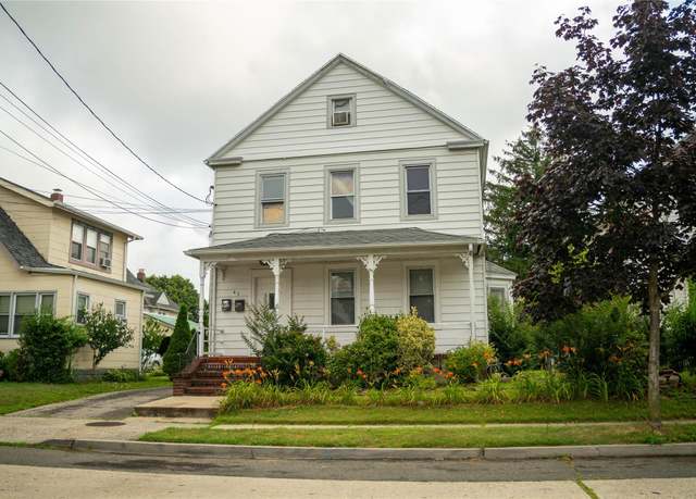 Property at 43 W Valley Stream Blvd, Valley Stream, NY 11580, 5 beds, 2 baths