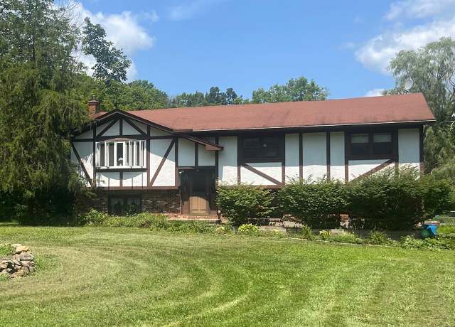 Property at 75 Bedell Dr, Port Jervis, NY 12771, 3 beds, 2.5 baths