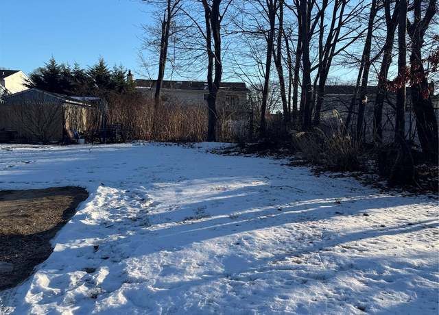 Property at 10 Holbrook, Bay Shore, NY 11706