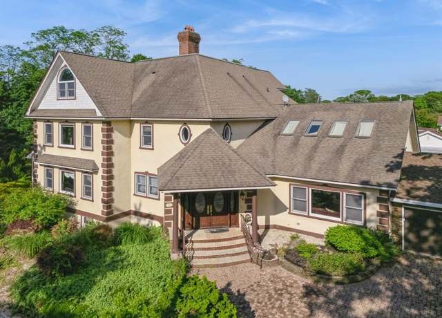 Property at 80 Soundview Dr, Rocky Point, NY 11778, 5 beds, 5.5 baths