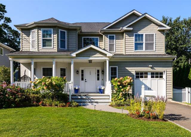 Property at 102 Shadyside Ave, Port Washington, NY 11050, 4 beds, 2.5 baths