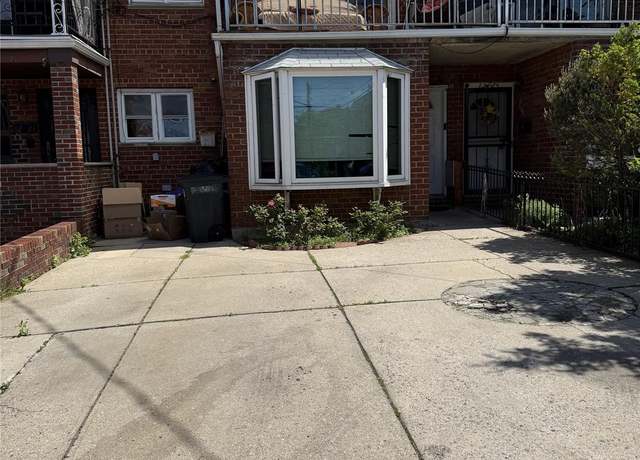 Property at 62-23 69th Pl, Middle Village, NY 11379, 4 beds, 2 baths
