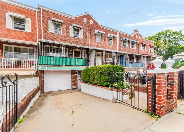 Property at 3343 Tiemann Ave, Bronx, NY 10469, 3 beds, 2.5 baths