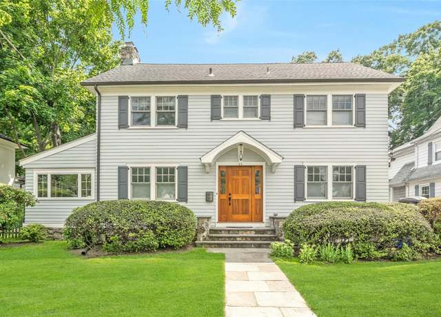 Property at 64 Chatsworth Ave, Larchmont, NY 10538, 5 beds, 3.5 baths
