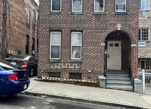 Property at 632 E 223rd St, Bronx, NY 10466, 7 beds, 4 baths
