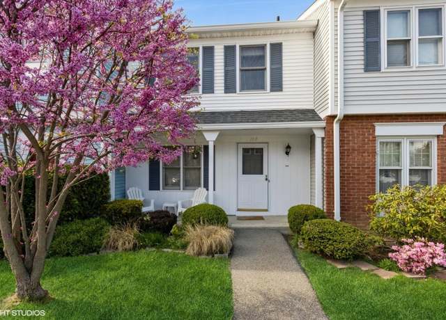 Property at 104 Williamsburg Dr, Mahopac, NY 10541, 3 beds, 3 baths