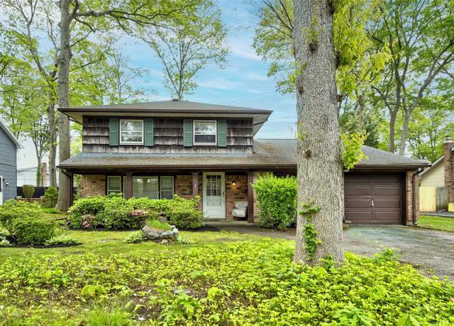 Property at 76 Moriches Rd, Lake Grove, NY 11755, 4 beds, 2.5 baths