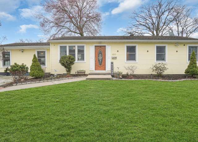 Property at 800 Peconic Ave, West Babylon, NY 11704, 3 beds, 1 bath