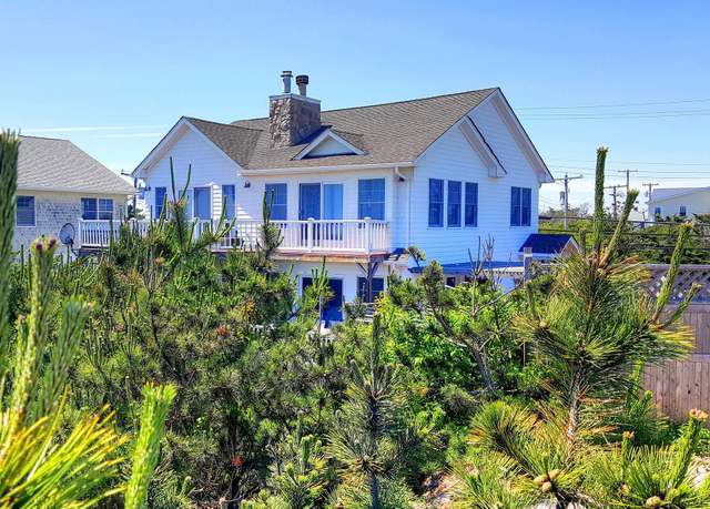 Property at 300 Lewis Walk, Cherry Grove, NY 11782, 4 beds, 4 baths